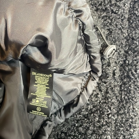 Blank NYC | Faux Shearling with Faux Leather Trim Bomber Jacket Size XL NWT - Picture 7 of 9